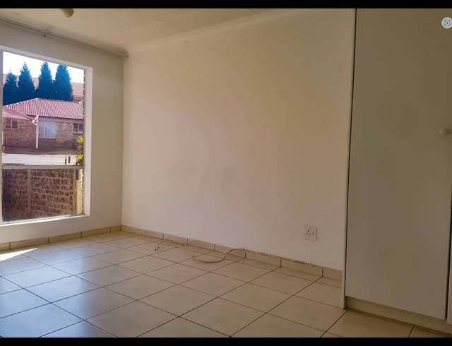 2 BEDROOM SIMPLEX RENTED IN LIEFDE EN VREDE